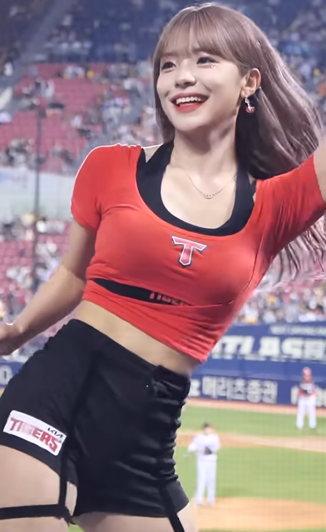 노마스크 안타!안타! 이다혜 치어리더