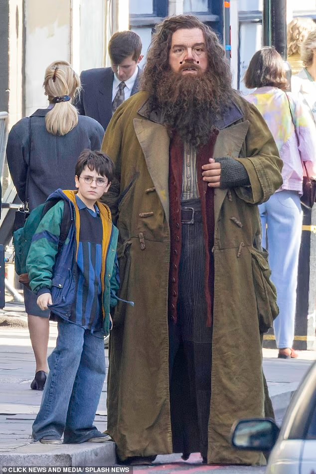 드라마 촬영중인 해리포터와 해그리드