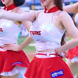 레전드 폭발 이주은 Lee Ju-Eun 李珠珢 치어리더 HANDS UP Part2