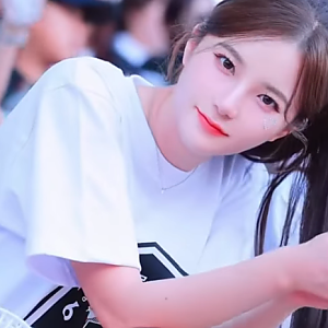 달콤한 미소의 김해리, 정말 유혹적이다